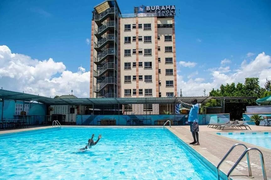 Buraha Zenoni building and swimming pool
